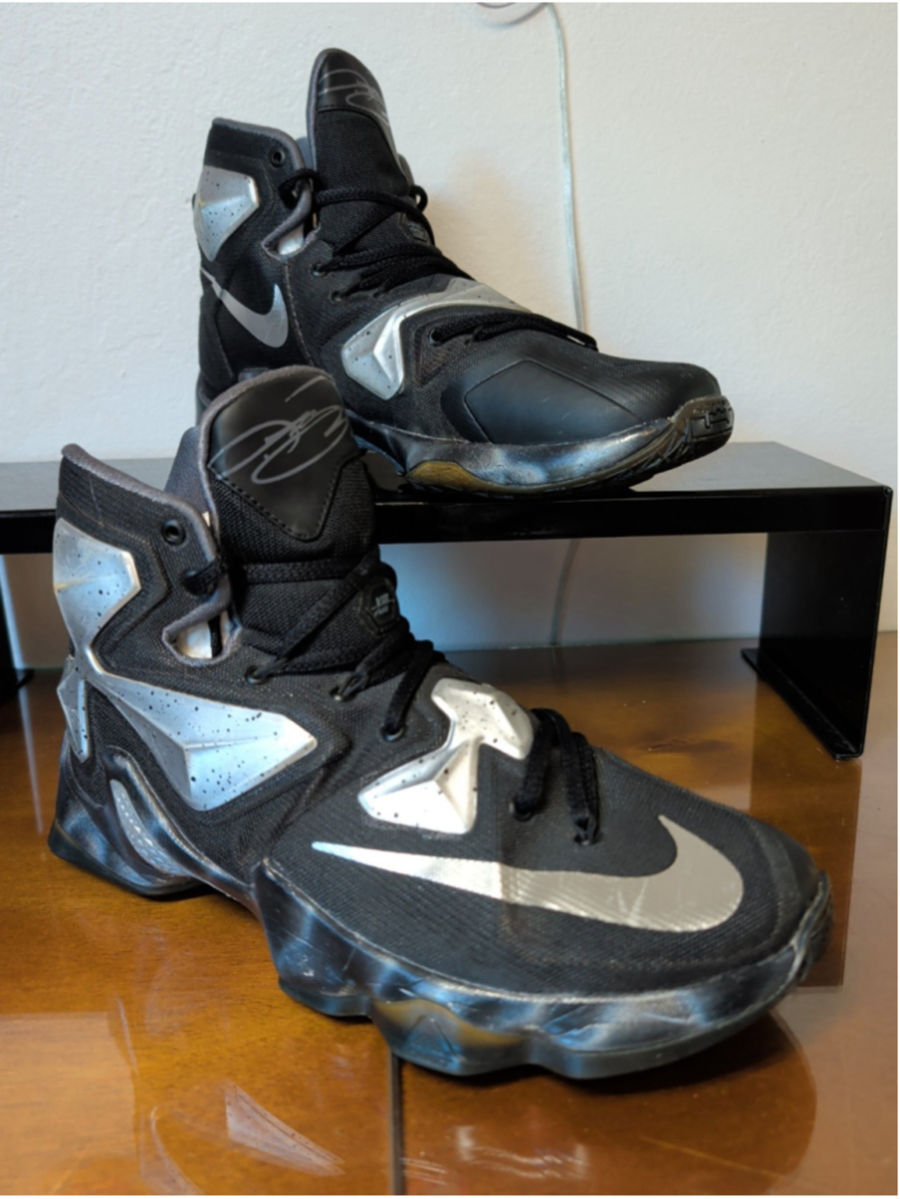 Nike LeBron James 13 Black Lion Lebrons Size 9.5 Basketball Sneakers 807219-001